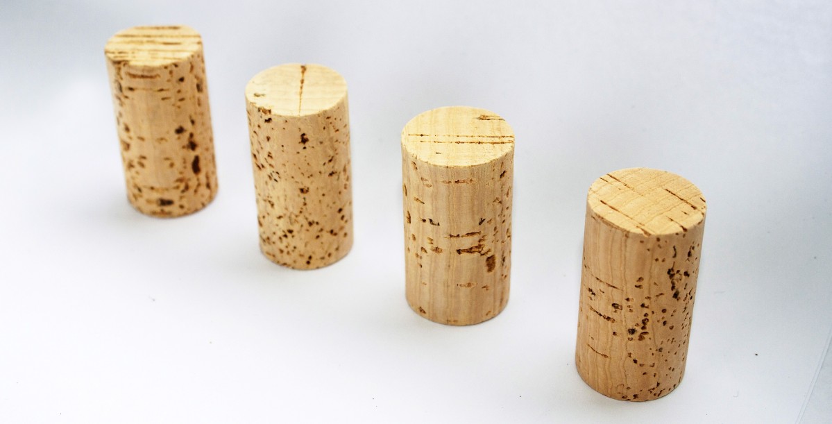 Classification of natural wine corks.