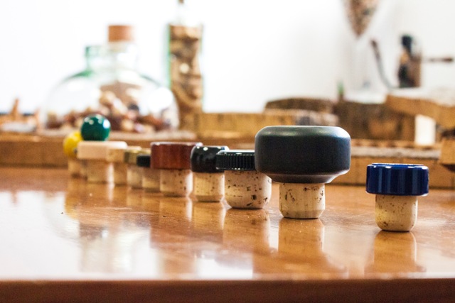 Surface Treatment For Bar Top Corks Used For White Spirits