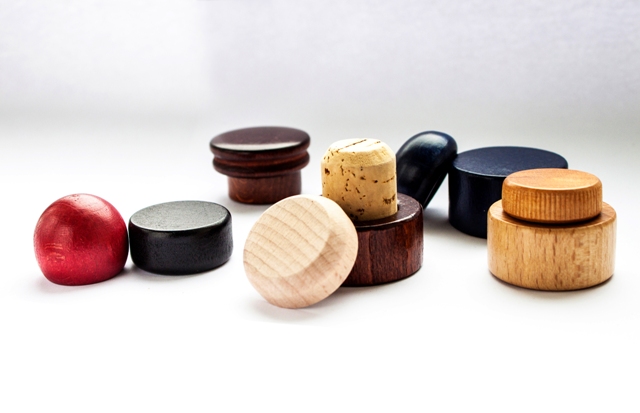 Capsulated corks supplier - CorkLink - cork products direct from.